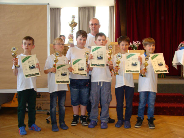 Sieger der Kategorie »Spieler 1./2. Klasse«: Grundschule »Daniel Sanders« Neustrelitz; Quelle-Foto: Ausrichter