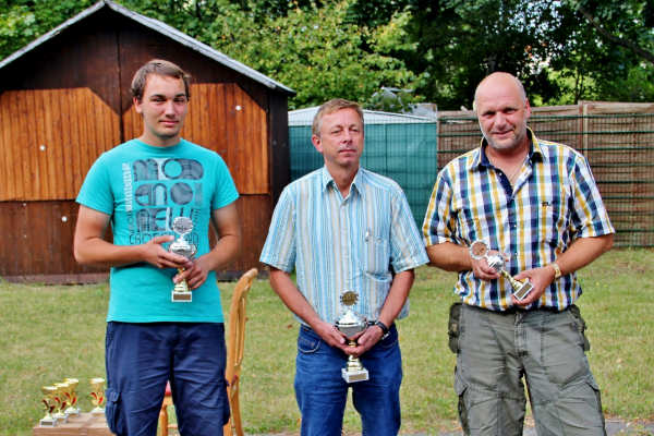 v.l.n.r.: 2. Platz: Felix Schmekel, Kreiseinzelmeister: Wilfried Woll, 3. Platz: Timo Greinert; Foto: Eckhard Wolfgramm