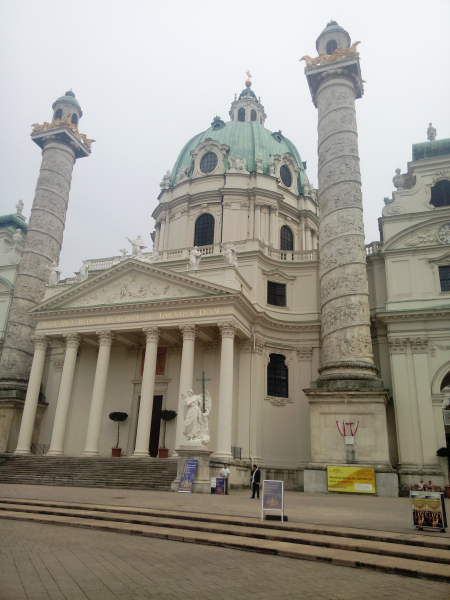 Die Karlskirche in Wien; Foto: Wilfried Woll