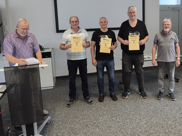 v.l.n.r.: 1. Wolfgang Westphal, 2. Andy Böhme, 3. Frank Binding (ehemals Hoppe); Foto: Sven Helms v.l.n.r.: 1. Wolfgang Westphal, 2. Andy Böhme, 3. Frank Binding (ehemals Hoppe); Foto: Sven Helms