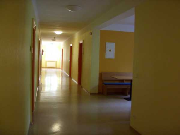 Blick in die Flure - von hier aus geht es in die Zimmer