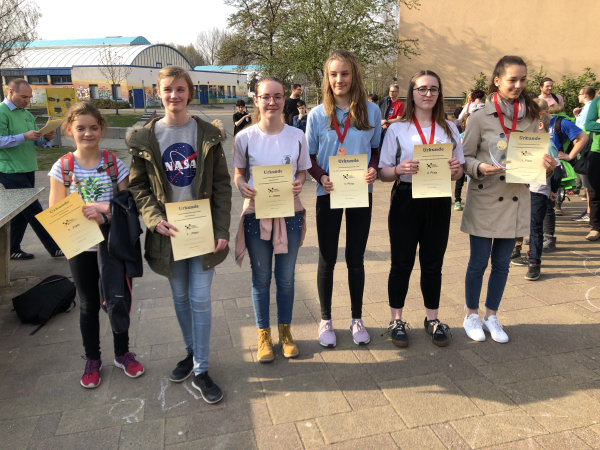 u16w, v.l.n.r.: 6. H�gert,Luisa (SG G�strow), 5. K�pnick,Amanda (TuS Makkabi Rostock), 4. Ryll,Emily Maria (SG Neubrandenburg), 3. Eulitz,Charlotte (SG G�strow), 2. M�ller,Sophie Charlo (SG Neubrandenburg), Landesmeisterin u16: Wucherer,Sophie (Greifswalder SV)