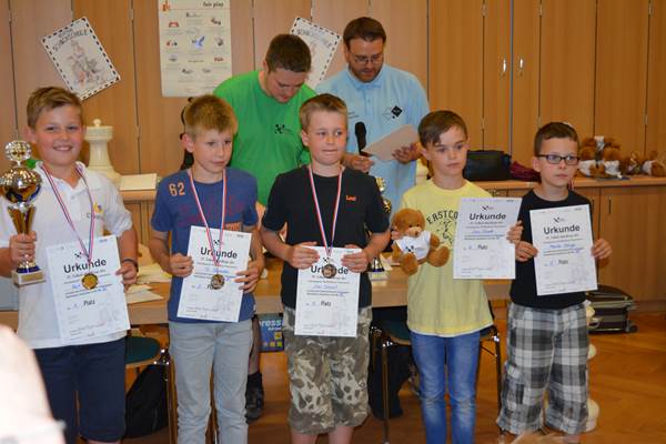 Wertungsklasse III / 3. Klasse, v.l.n.r.: 1. Wolfram,Kurt (BIP-Grundschule Neubrandenburg), 2. Schneider,Til (GS 